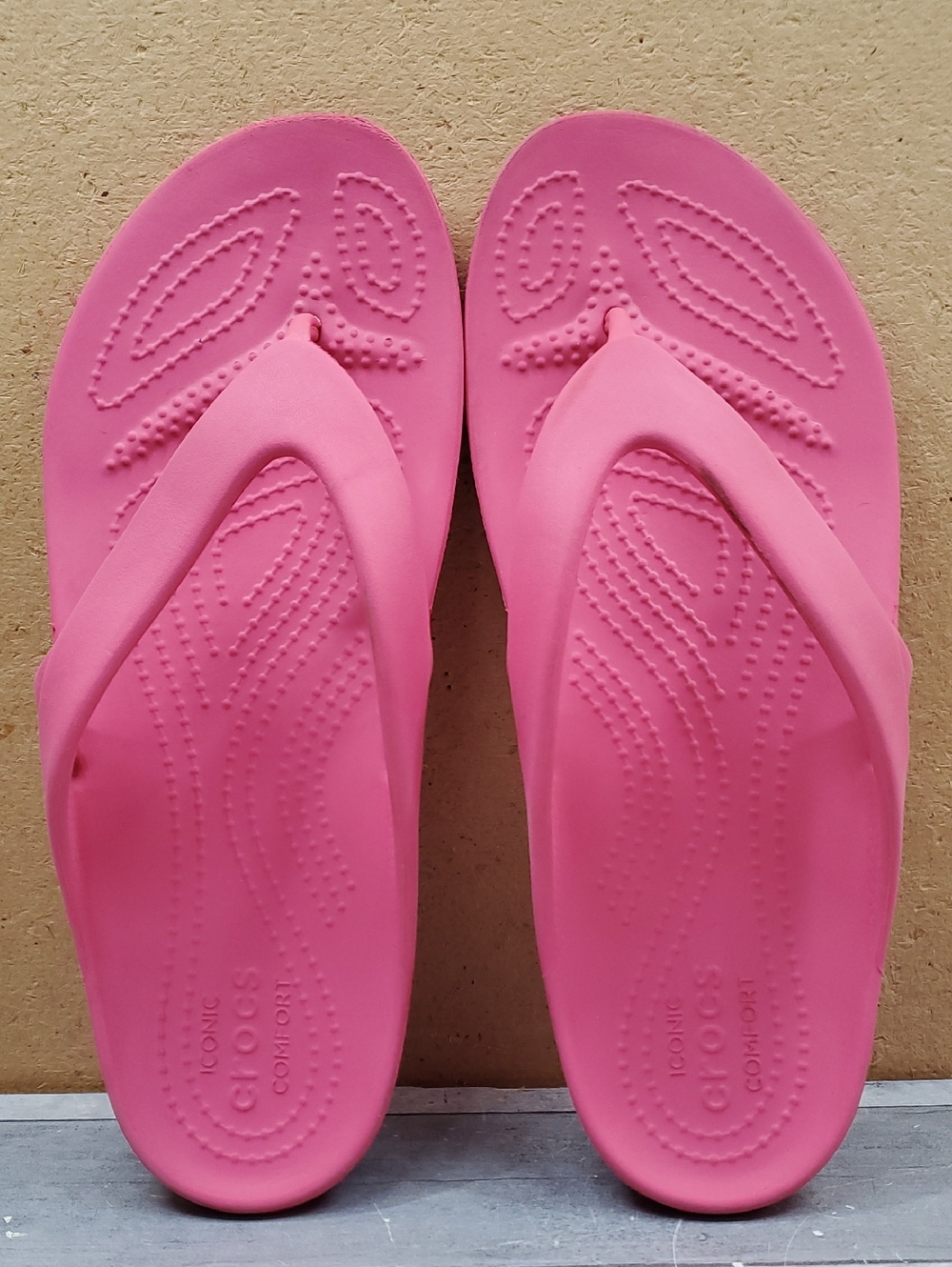 Crocs Women's Kadee II Flip Flops Size W 7